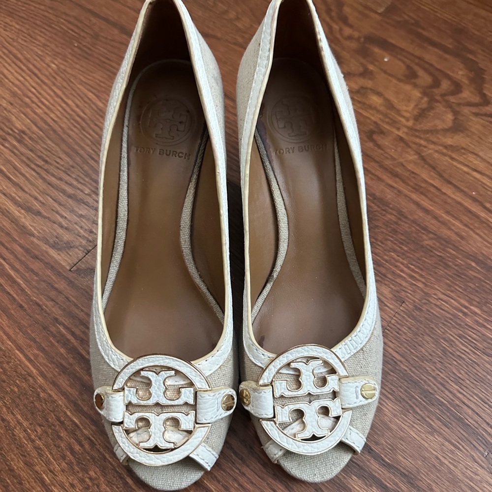 Tory Burch peep toe linen wedge, size 7
